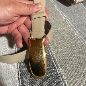 Gucci cream leather belt gold hardware size xs/S